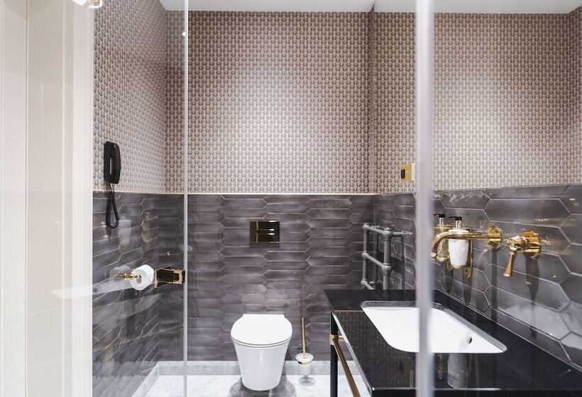 اتاق استاندارد یک نفره, Unicus Palace Old Town   Destigo Hotels