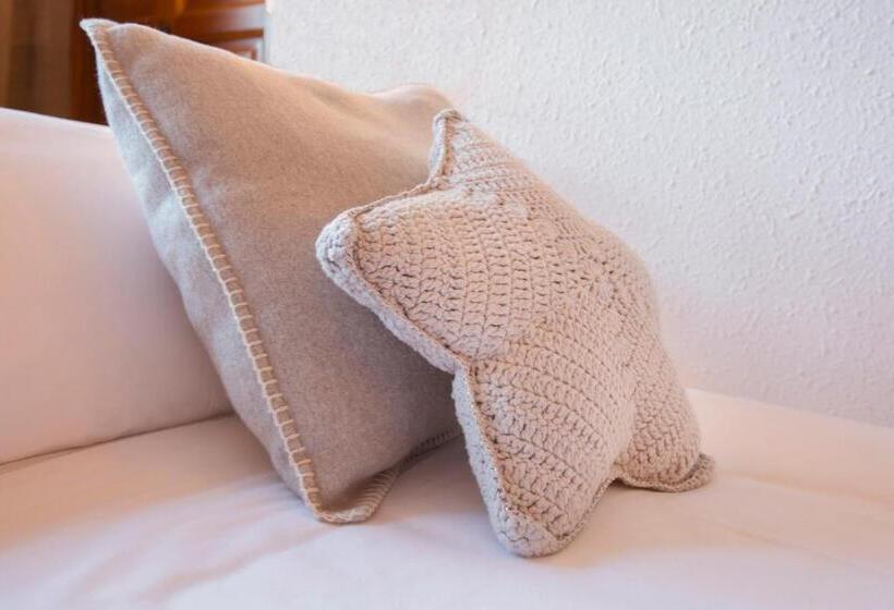 سوییت خانوادگی, B&b La Lluna