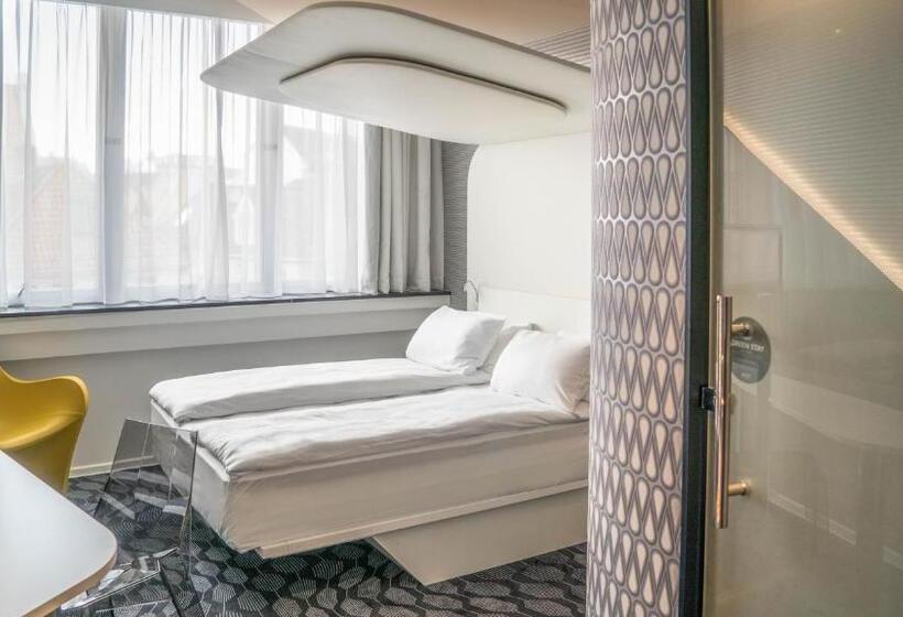 اتاق استاندارد با چشم‌انداز, Magic Hotel Korskirken