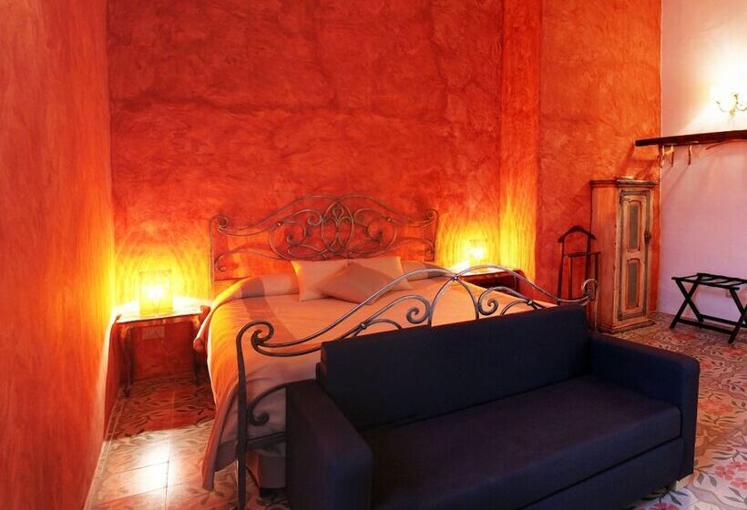 Номер Deluxe с Балконом, Palazzo Camarda B&b