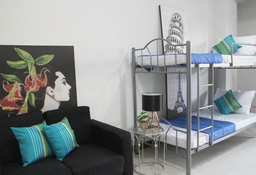 Семейный Номер, Food District Hostel  Ortigas Kapitolyo