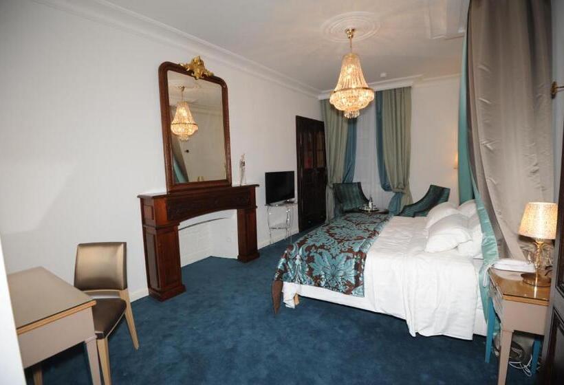 Полулюкс Вид на Сад, Hôtel Victor Hugo