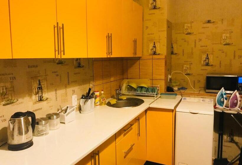 غرفة عائلية, Green Street Hostel
