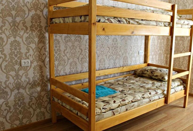 غرفة قياسية رباعية, Green Street Hostel