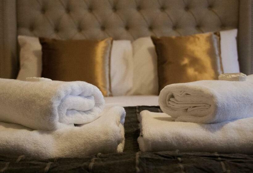 Номер Deluxe, The Swan Hotel Bar And Grill