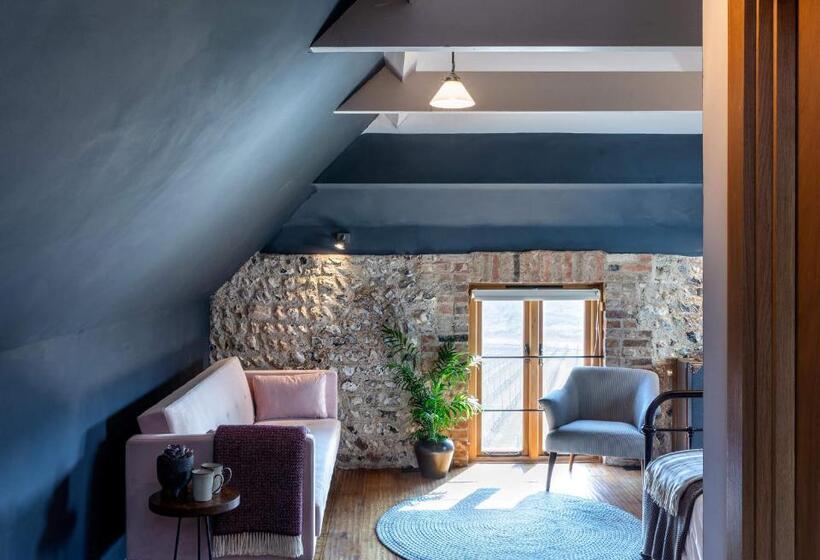 Семейный Номер, Flint Barns, Rathfinny Wine Estate