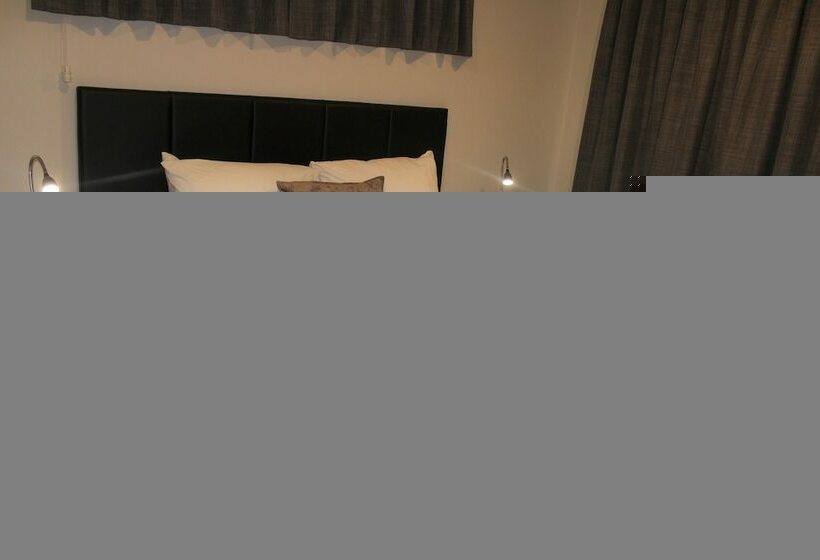 شقة غرفتين, Riverlea Motel