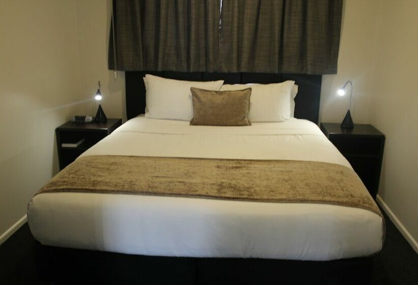 Апартаменты 1 Спальня, Riverlea Motel