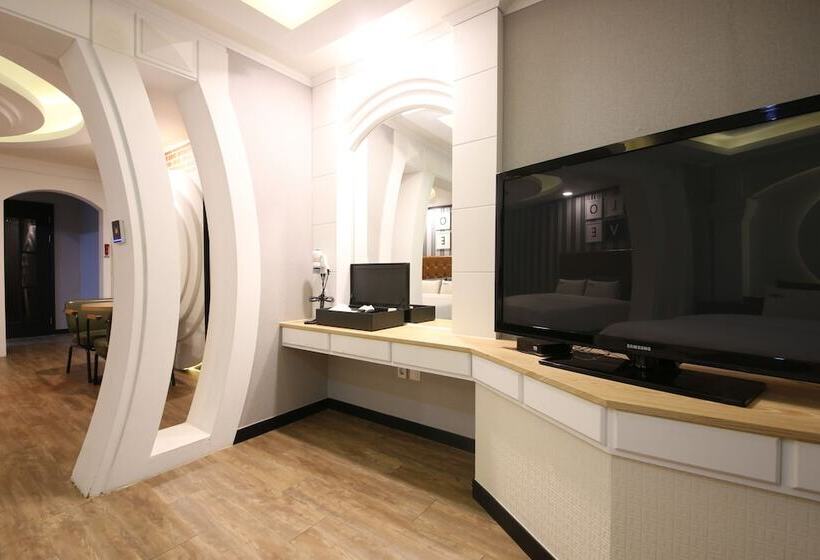 اتاق لوکس, Instar Hotel Yangsan