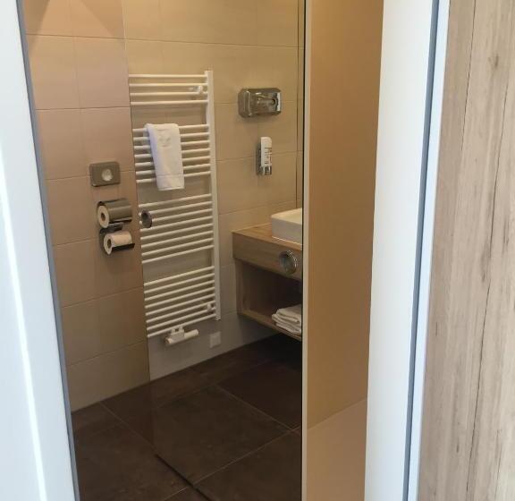 디럭스 룸, Burg Rooms   24h Self Check In