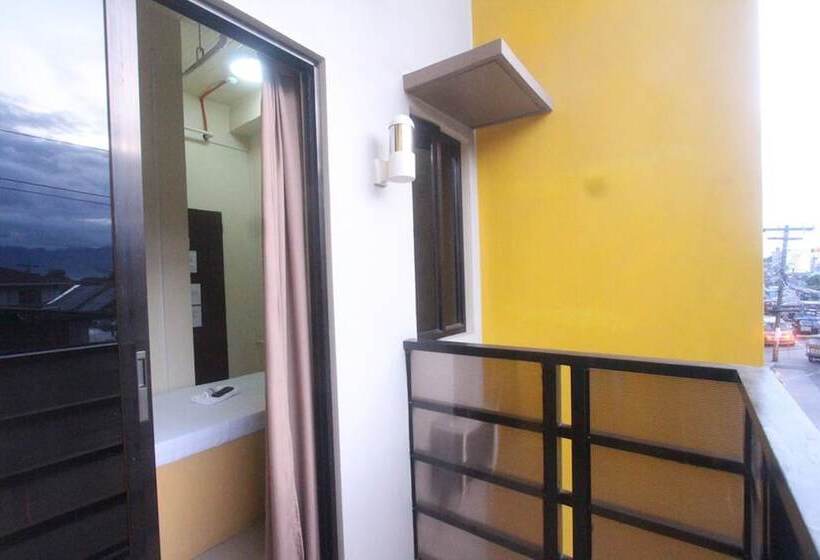 اتاق لوکس یک تخته, Heart Hotel And Services