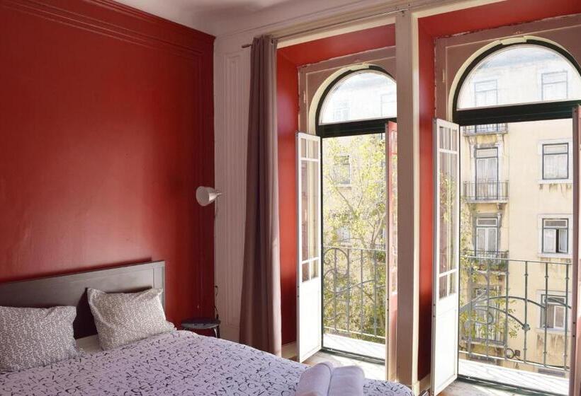 اتاق لوکس با بالکن, Nations Rooms