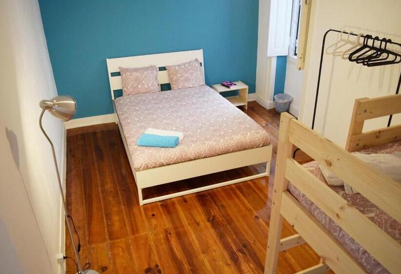 اتاق استاندارد چهار تخته, Nations Rooms