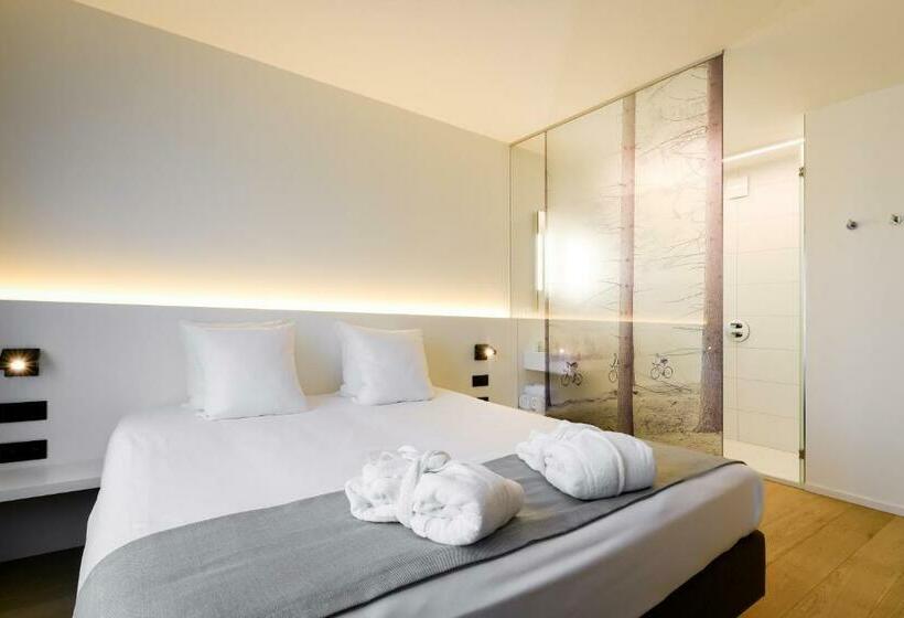 Номер Стандарт, R Hotel Experiences