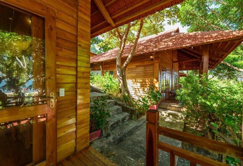 2 Bedrooms Standard Bungalow Sea View, Mango Beach Resort