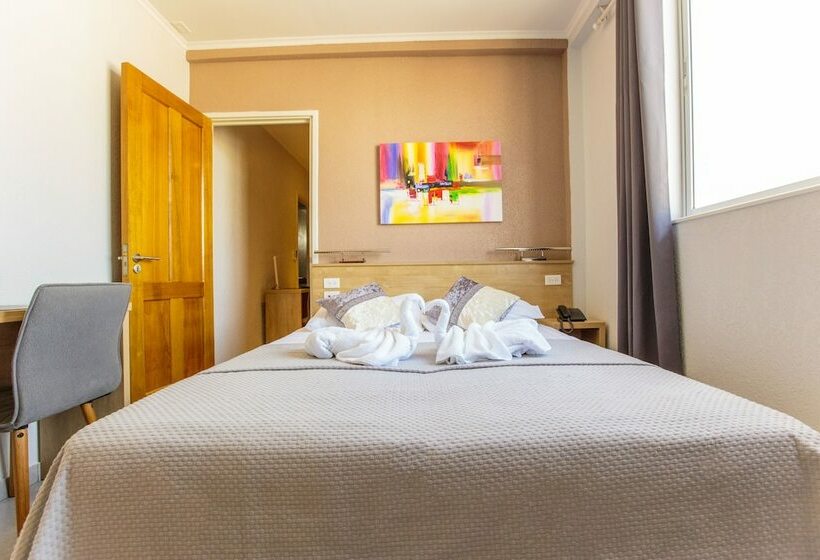 Chambre Supérieure, Qinn Boutique