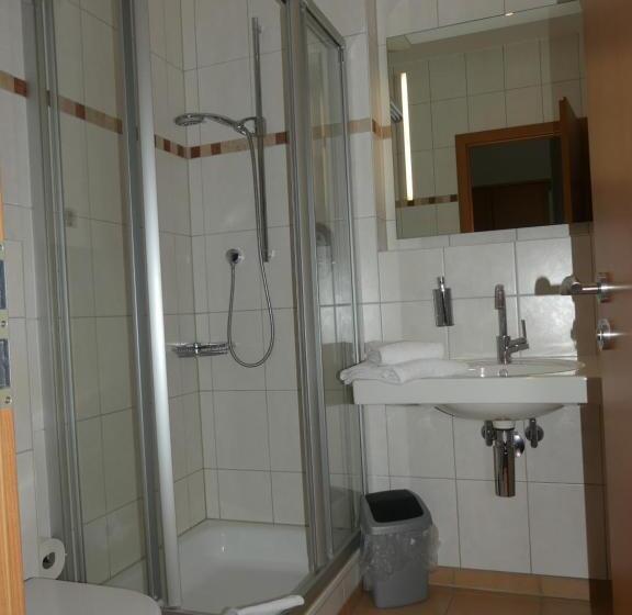 标准三人间, Landgasthaus Hotel Eggert