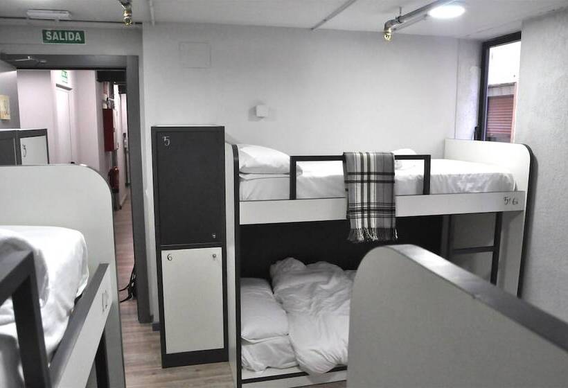 Кровать в Общей Комнате, Quartier Bilbao Hostel Casco Viejo