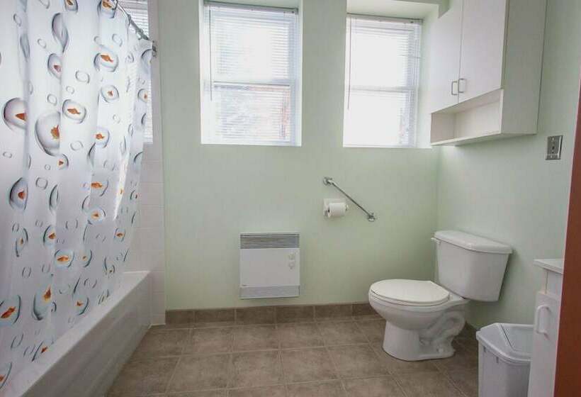 ファミリールーム, Auberge De Jeunesse Magog Orford Hostel