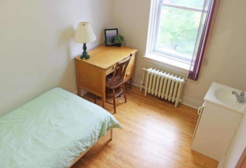 スタンダードシングルルーム, Auberge De Jeunesse Magog Orford Hostel