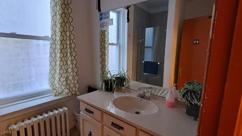 ファミリールーム, Auberge De Jeunesse Magog Orford Hostel