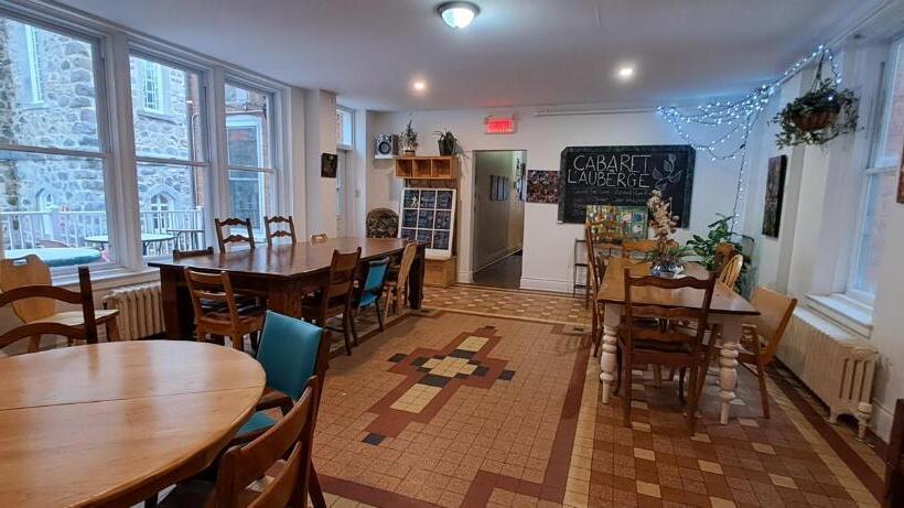 ファミリールーム, Auberge De Jeunesse Magog Orford Hostel