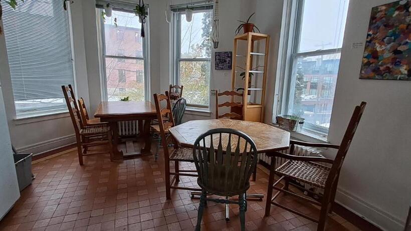 اتاق استاندارد چهار تخته, Auberge De Jeunesse Magog Orford Hostel