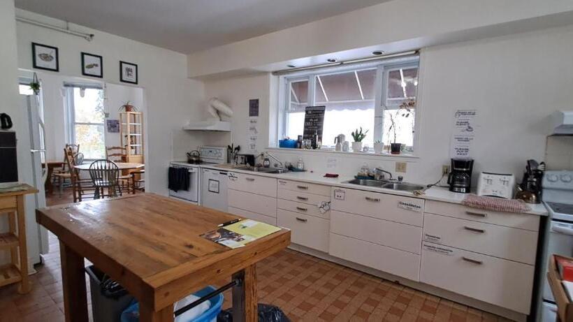 スタンダードルーム, Auberge De Jeunesse Magog Orford Hostel