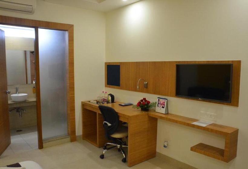 اتاق استاندارد, Sparrow Hotel Managed By Siara Sariska Alwar