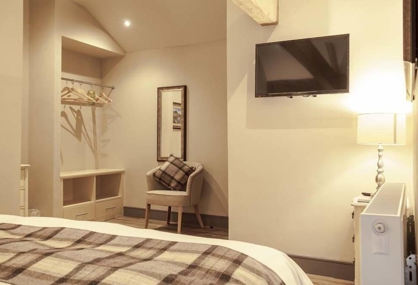 Номер Стандарт, Crofters Lodge