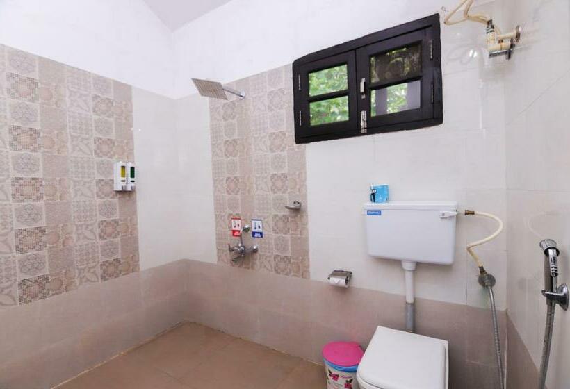 Номер Премиум, Jharna Resort Navegaon Gate