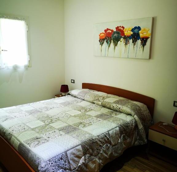 Вилла 2 Спальни, I Tre Abeti   Holiday House