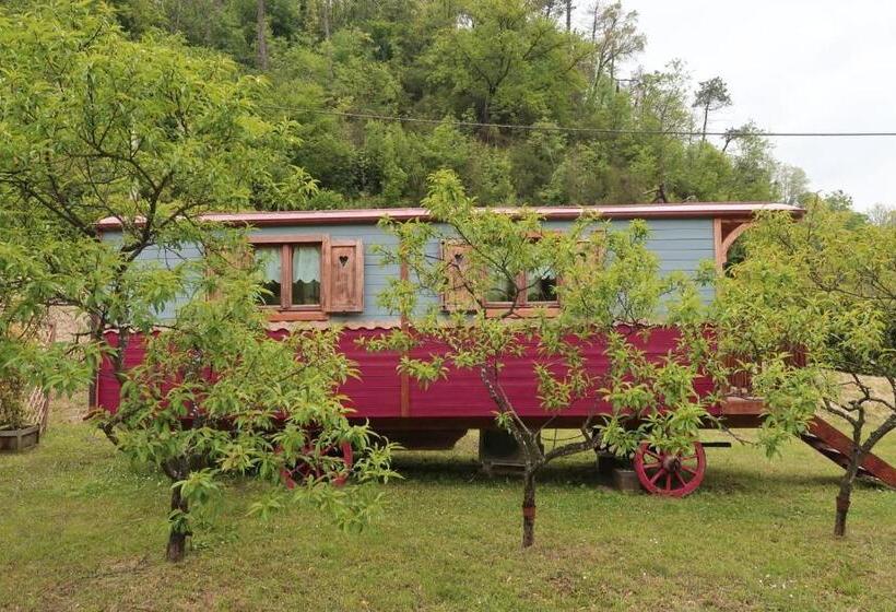 Дом 1 Спальня, I Tre Abeti   Holiday House