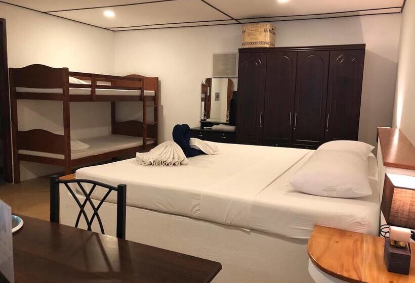 패밀리 룸, Parrot Resort Moalboal