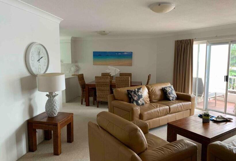 バルコニー付き１ベッドルームアパートメント, Le Beach Apartments