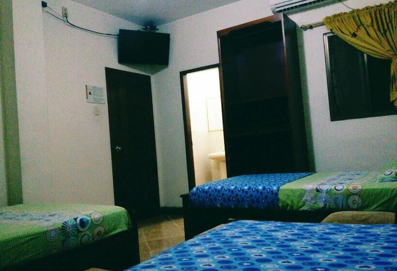 Quarto Triplo Estandar, Murcia