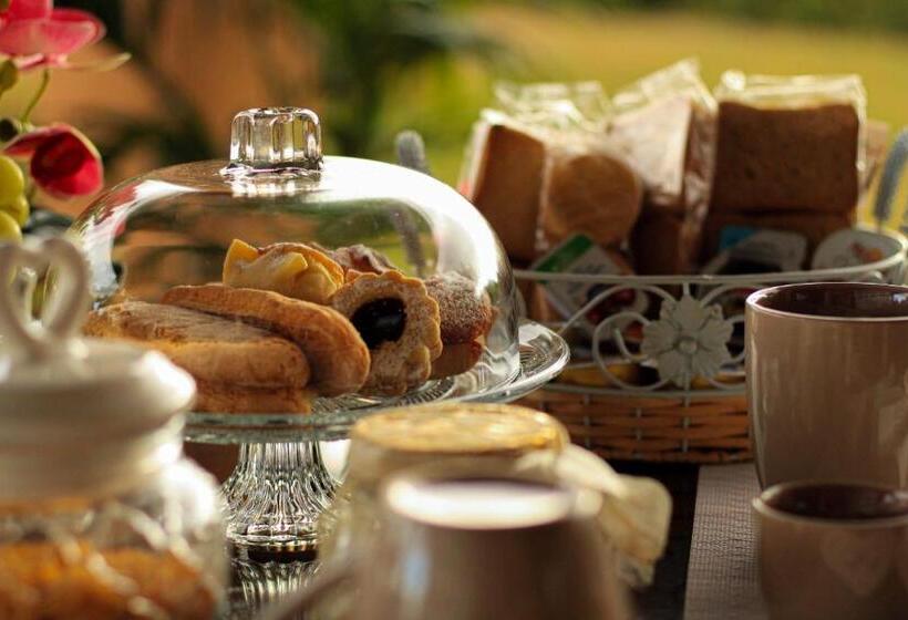 اتاق لوکس, B & B La Magia