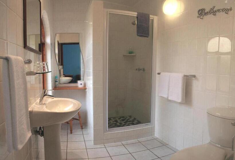 Номер Стандарт Индивидуальный, Avenues Guesthouse