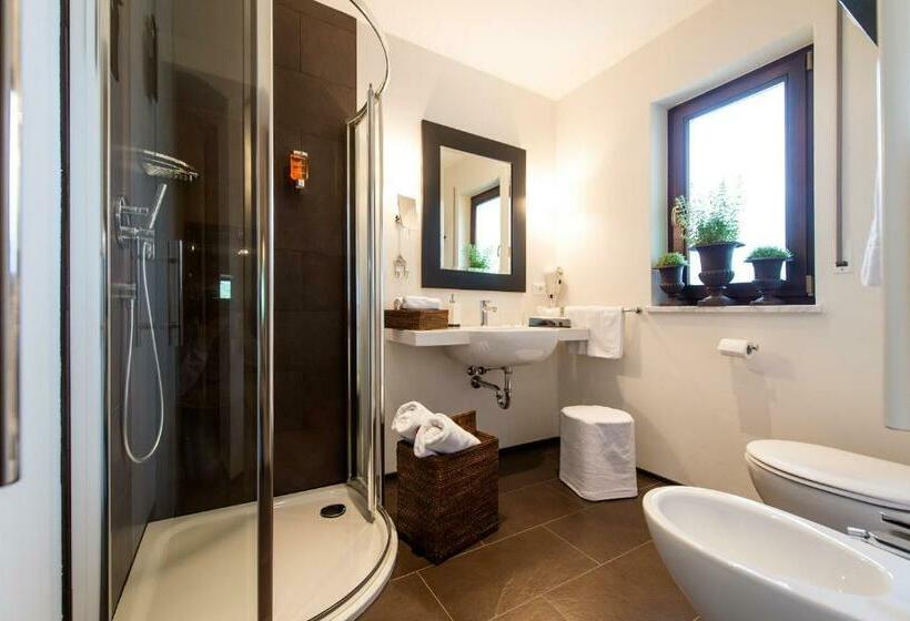 Quarto Estandar com Sacada, Chalet Gravenstein