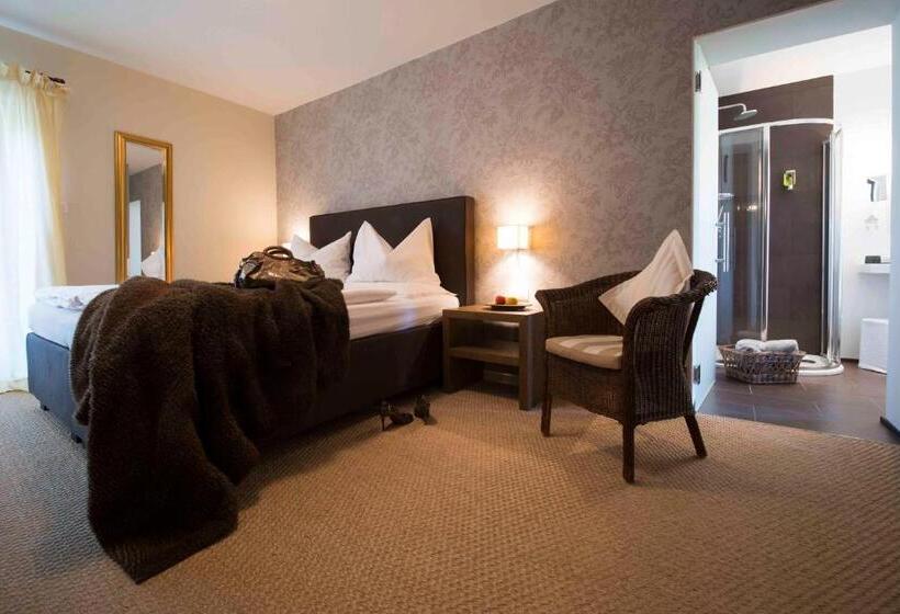 Quarto Estandar com Sacada, Chalet Gravenstein