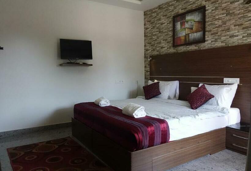 Camera Deluxe con Balcone, Fortkochi Beach Inn