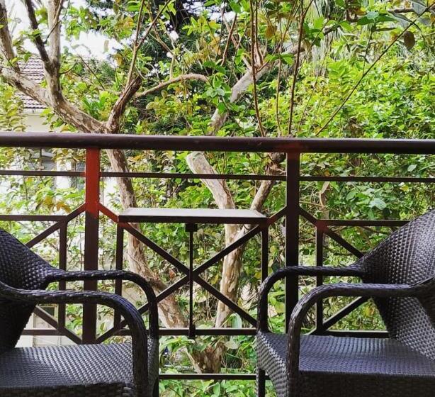 Camera Deluxe con Balcone, Fortkochi Beach Inn