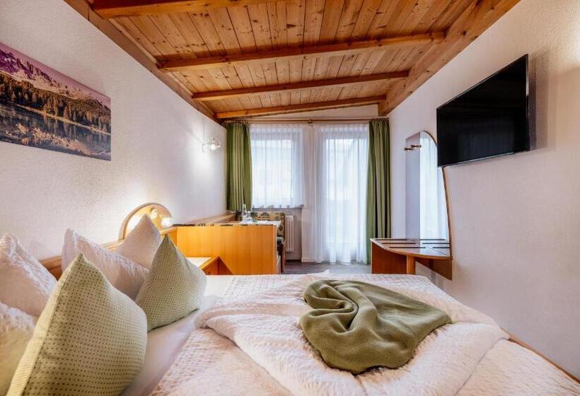 Номер Стандарт, Pension Florian