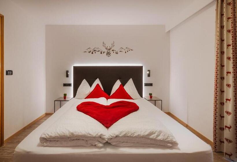 Classic room with balcony, Pension Florian