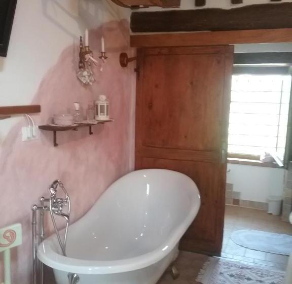 주니어 스위트 풀장 전망, B&b Monte Splendore