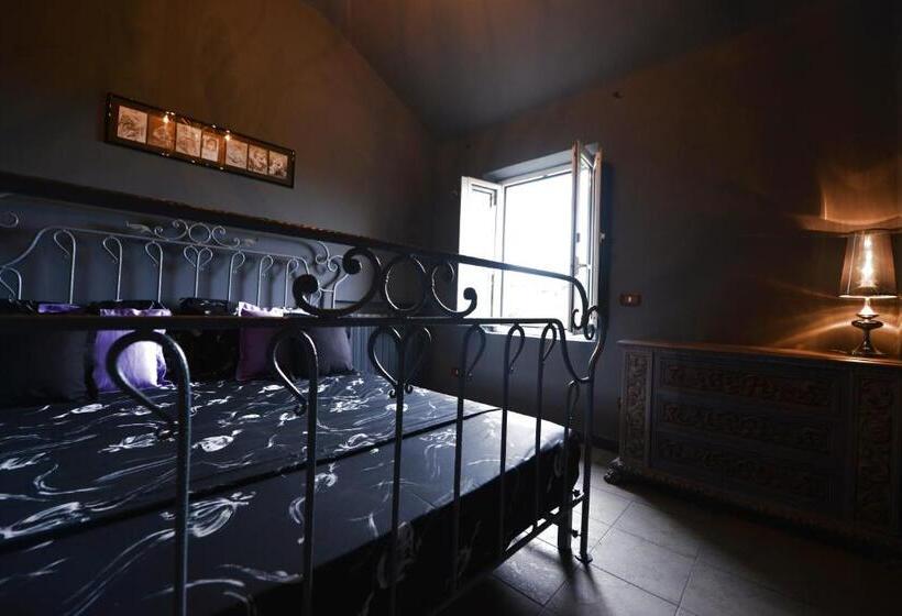 اتاق استاندارد چهار تخته با چشم‌انداز دریا, Agriturismo Gocce Di Luna