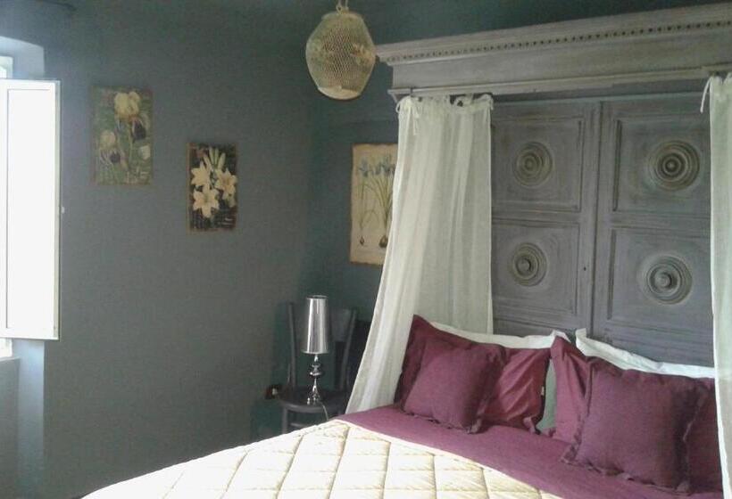 اتاق استاندارد چهار تخته با چشم‌انداز دریا, Agriturismo Gocce Di Luna