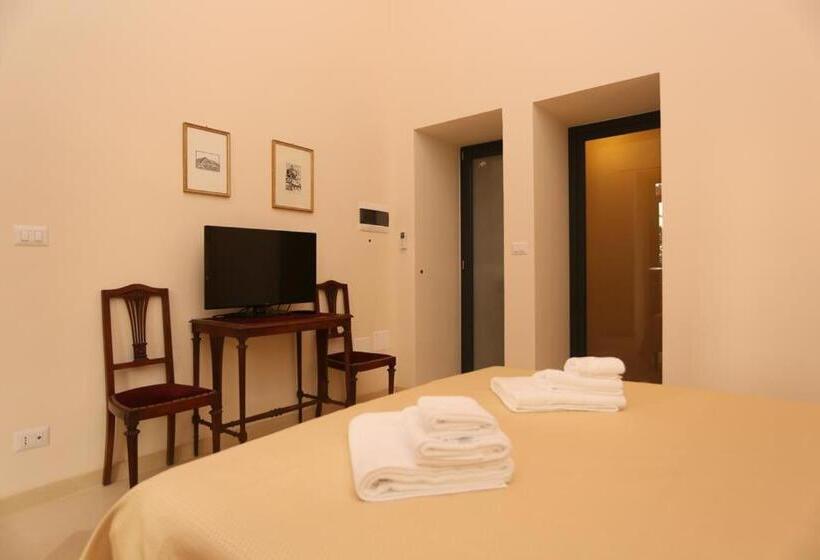 디럭스 4인 룸, Villa Lucrezio Resort