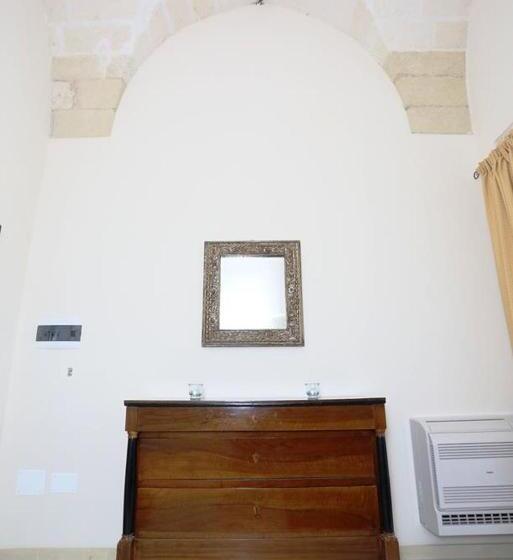 디럭스 4인 룸, Villa Lucrezio Resort