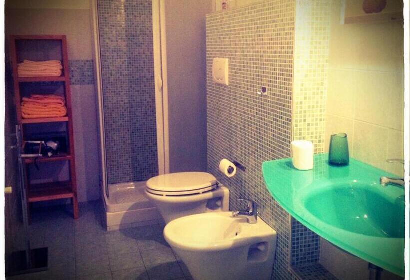 اتاق استاندارد, B&b Borgomarino